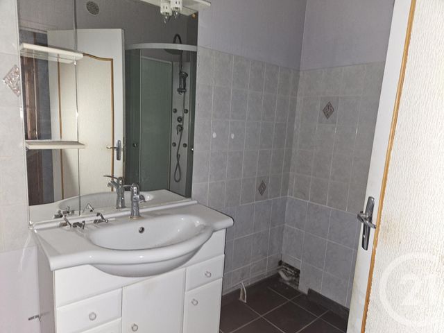 maison à vendre - 3 pièces - 113.0 m2 - ST PIERRE LE MOUTIER - 58 - BOURGOGNE - Century 21 Confluences