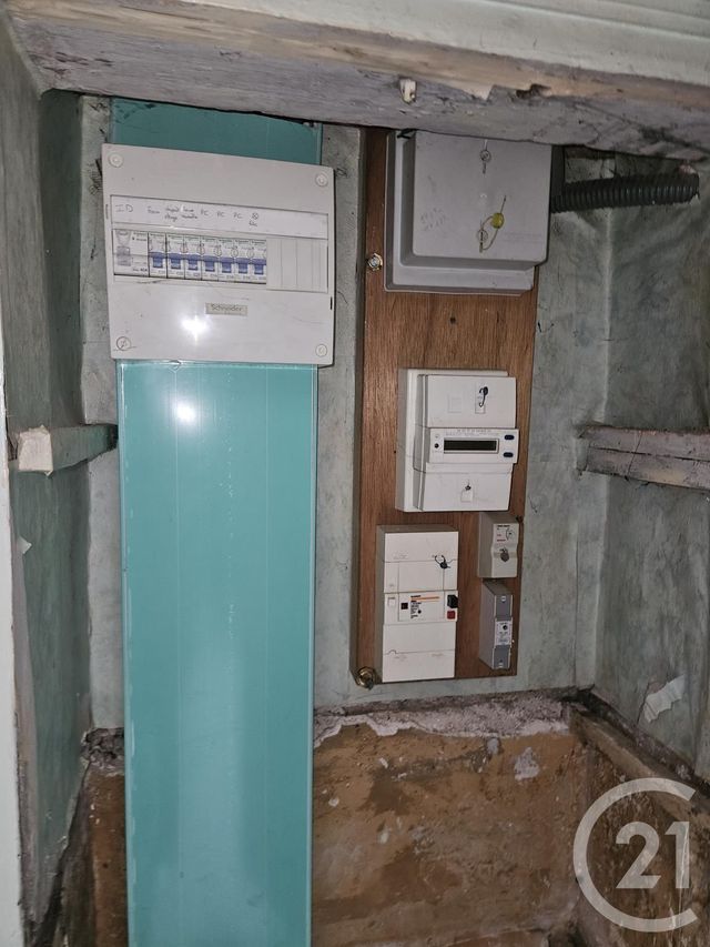 maison à vendre - 3 pièces - 113.0 m2 - ST PIERRE LE MOUTIER - 58 - BOURGOGNE - Century 21 Confluences