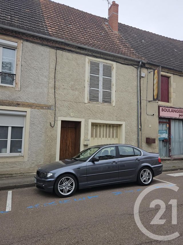 maison à vendre - 3 pièces - 113.0 m2 - ST PIERRE LE MOUTIER - 58 - BOURGOGNE - Century 21 Confluences
