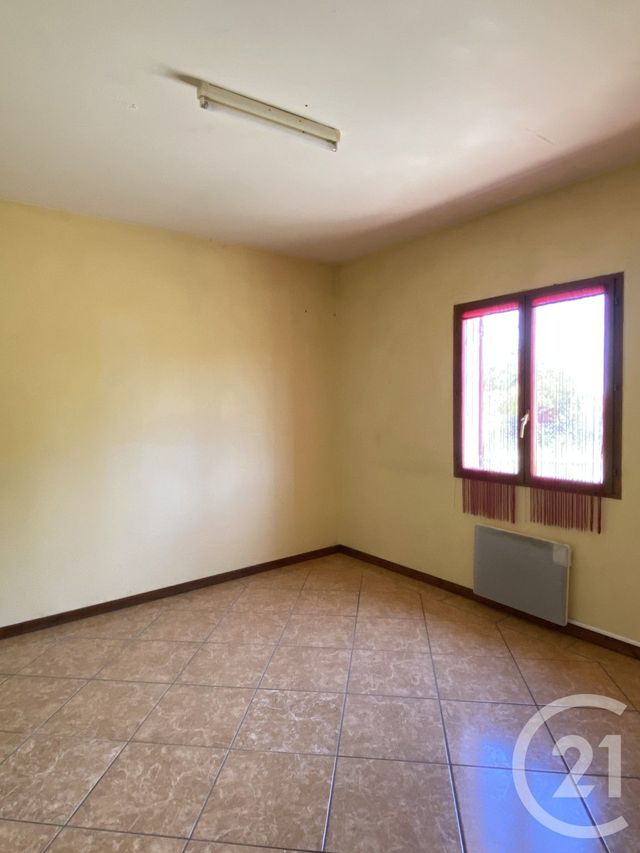 maison à vendre - 3 pièces - 78.0 m2 - ST PARIZE LE CHATEL - 58 - BOURGOGNE - Century 21 Confluences