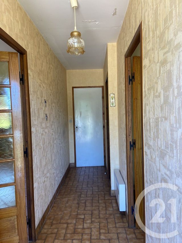 maison à vendre - 3 pièces - 78.0 m2 - ST PARIZE LE CHATEL - 58 - BOURGOGNE - Century 21 Confluences