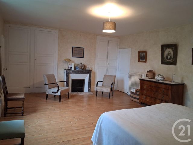 maison à vendre - 10 pièces - 316.0 m2 - ST PIERRE LE MOUTIER - 58 - BOURGOGNE - Century 21 Confluences