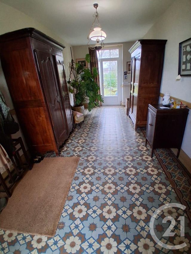 maison à vendre - 10 pièces - 316.0 m2 - ST PIERRE LE MOUTIER - 58 - BOURGOGNE - Century 21 Confluences