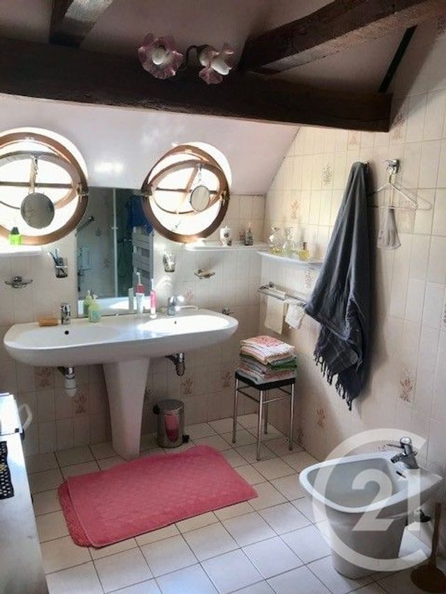 maison à vendre - 6 pièces - 229.59 m2 - LE CHAUTAY - 18 - CENTRE - Century 21 Confluences
