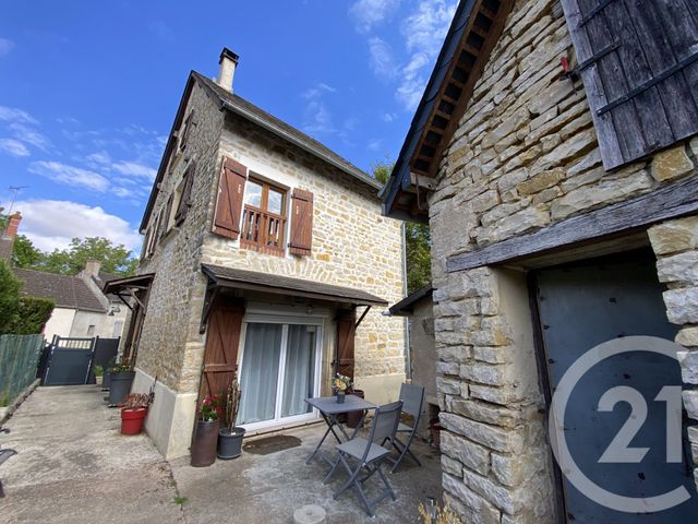 maison à vendre - 4 pièces - 82.0 m2 - ST PARIZE LE CHATEL - 58 - BOURGOGNE - Century 21 Confluences