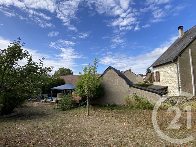 maison à vendre - 4 pièces - 82.0 m2 - ST PARIZE LE CHATEL - 58 - BOURGOGNE - Century 21 Confluences