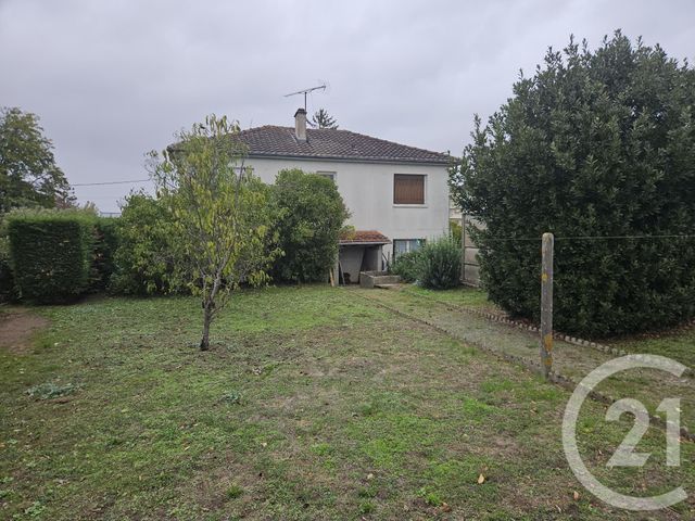 maison à vendre - 5 pièces - 105.0 m2 - ST PIERRE LE MOUTIER - 58 - BOURGOGNE - Century 21 Confluences