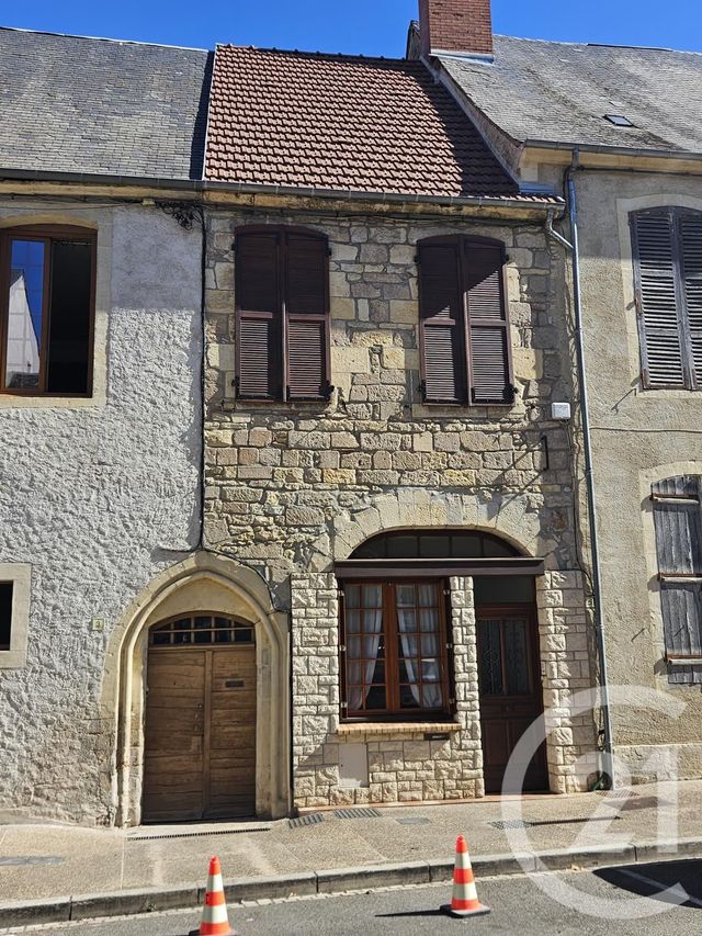 maison à vendre - 5 pièces - 187.0 m2 - ST PIERRE LE MOUTIER - 58 - BOURGOGNE - Century 21 Confluences