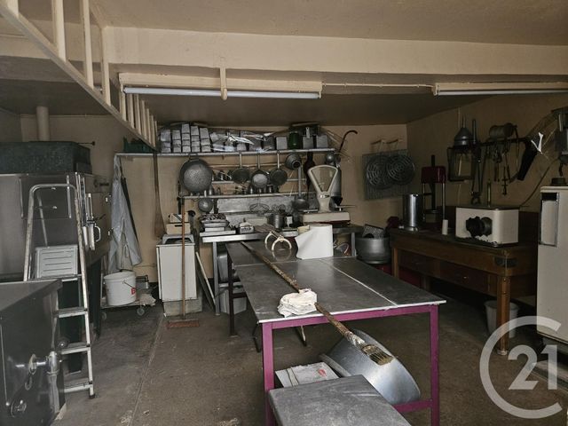 maison à vendre - 5 pièces - 187.0 m2 - ST PIERRE LE MOUTIER - 58 - BOURGOGNE - Century 21 Confluences
