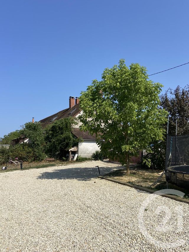 maison à vendre - 5 pièces - 126.0 m2 - LA GUERCHE SUR L AUBOIS - 18 - CENTRE - Century 21 Confluences
