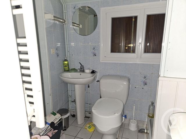 maison à vendre - 3 pièces - 122.0 m2 - ST PIERRE LE MOUTIER - 58 - BOURGOGNE - Century 21 Confluences