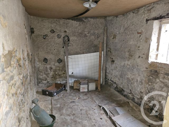 maison à vendre - 3 pièces - 122.0 m2 - ST PIERRE LE MOUTIER - 58 - BOURGOGNE - Century 21 Confluences