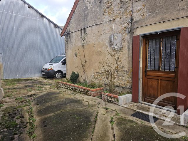 maison à vendre - 3 pièces - 122.0 m2 - ST PIERRE LE MOUTIER - 58 - BOURGOGNE - Century 21 Confluences