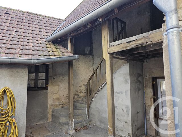 maison à vendre - 3 pièces - 122.0 m2 - ST PIERRE LE MOUTIER - 58 - BOURGOGNE - Century 21 Confluences
