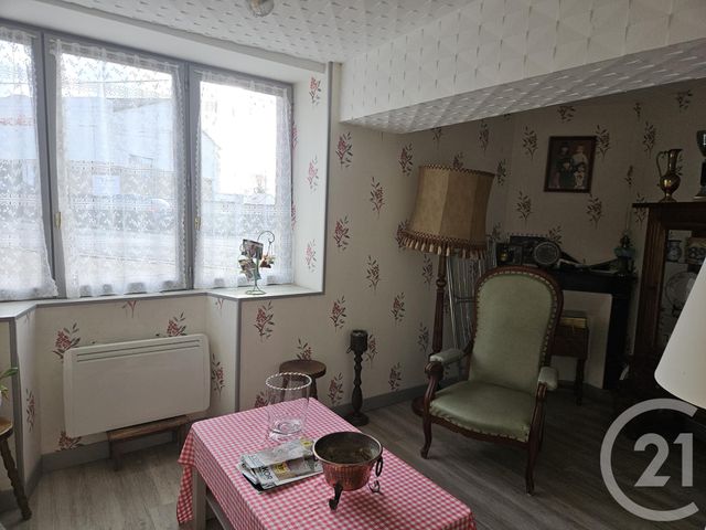 maison à vendre - 3 pièces - 122.0 m2 - ST PIERRE LE MOUTIER - 58 - BOURGOGNE - Century 21 Confluences