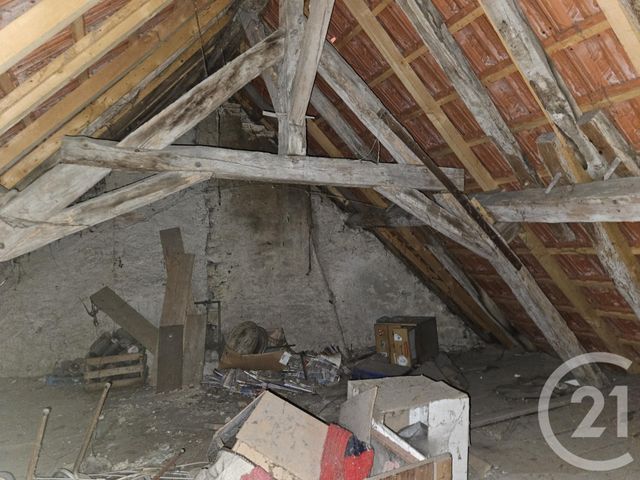 maison à vendre - 3 pièces - 122.0 m2 - ST PIERRE LE MOUTIER - 58 - BOURGOGNE - Century 21 Confluences