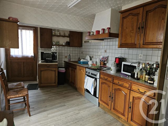 maison à vendre - 3 pièces - 122.0 m2 - ST PIERRE LE MOUTIER - 58 - BOURGOGNE - Century 21 Confluences