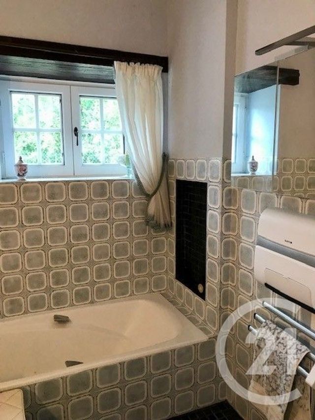 maison à vendre - 5 pièces - 126.03 m2 - CHARLY - 18 - CENTRE - Century 21 Confluences