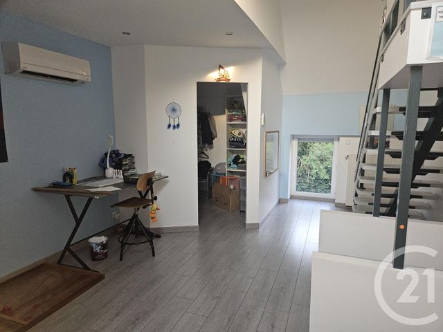 maison à vendre - 7 pièces - 150.0 m2 - ST PIERRE LE MOUTIER - 58 - BOURGOGNE - Century 21 Confluences