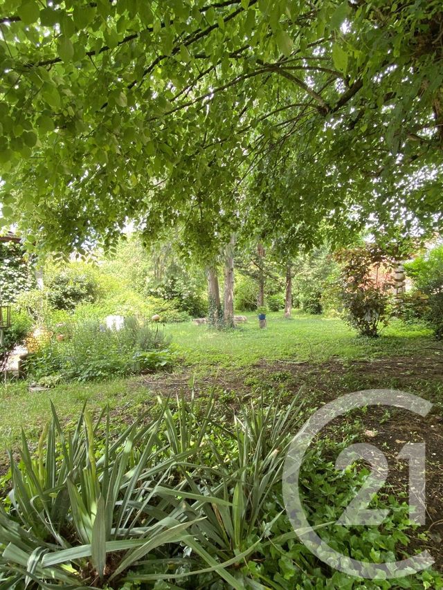 maison à vendre - 4 pièces - 101.0 m2 - ST PARIZE LE CHATEL - 58 - BOURGOGNE - Century 21 Confluences