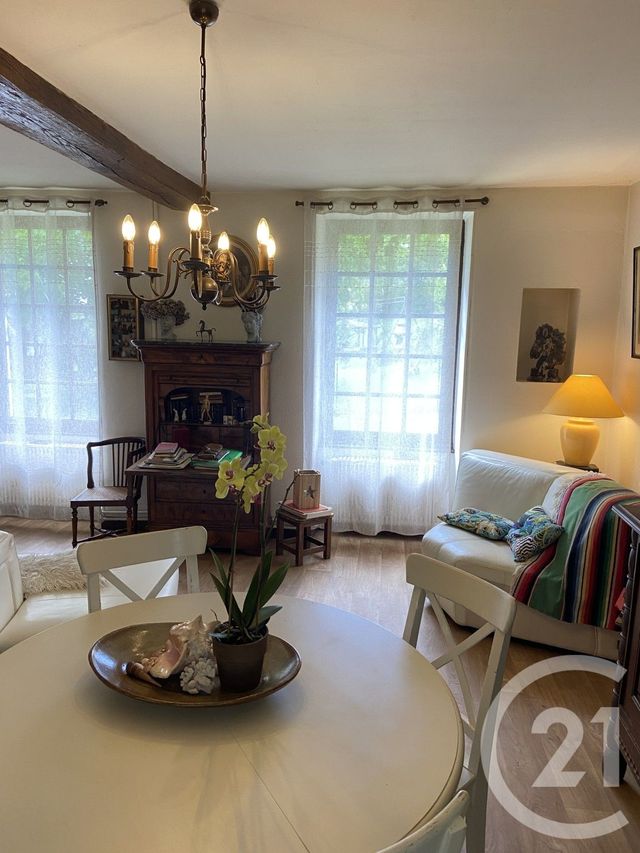 maison à vendre - 4 pièces - 101.0 m2 - ST PARIZE LE CHATEL - 58 - BOURGOGNE - Century 21 Confluences