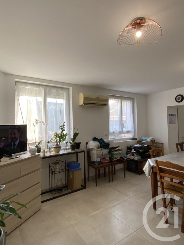 maison à vendre - 3 pièces - 72.0 m2 - LA GUERCHE SUR L AUBOIS - 18 - CENTRE - Century 21 Confluences