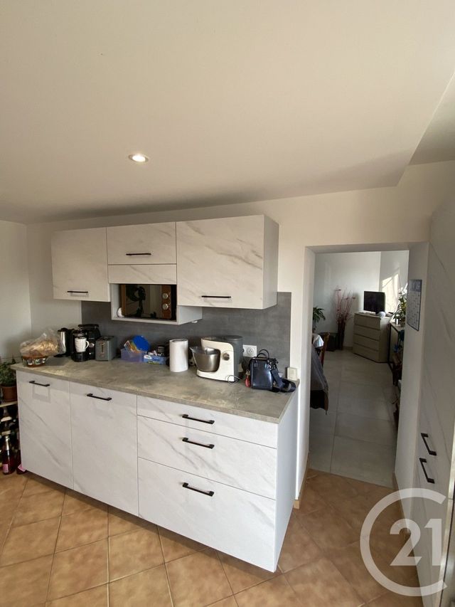 maison à vendre - 3 pièces - 72.0 m2 - LA GUERCHE SUR L AUBOIS - 18 - CENTRE - Century 21 Confluences